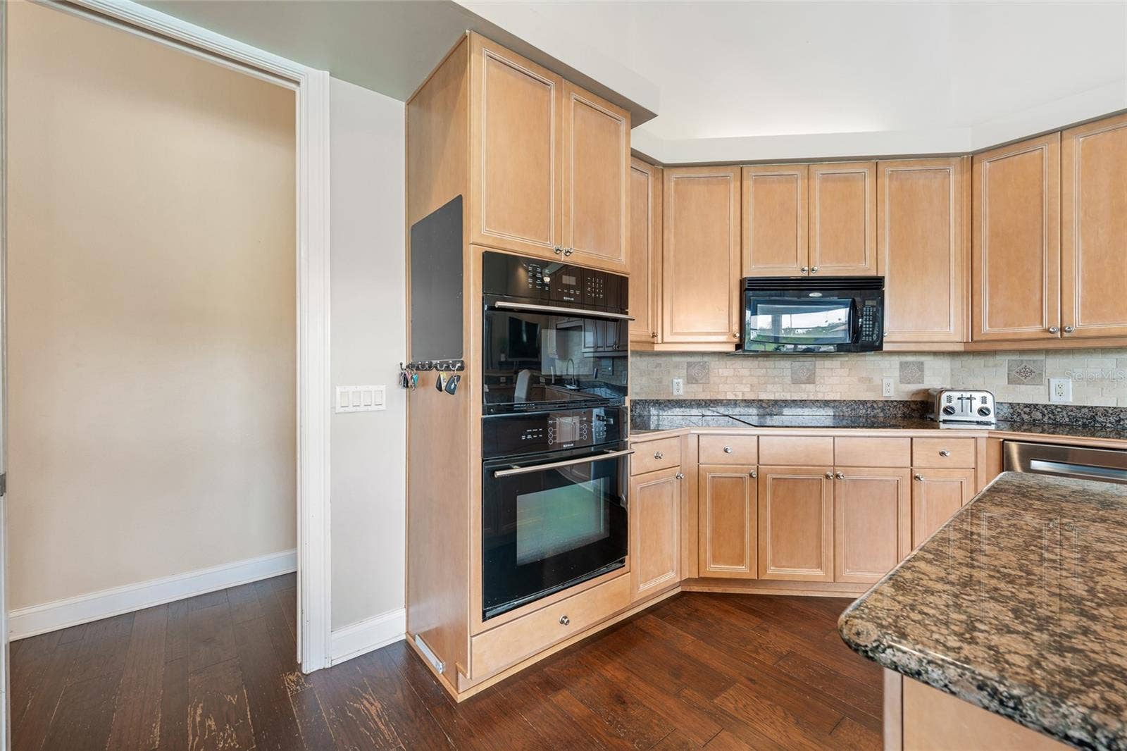 8612 OLDBRIDGE LANE, Orlando, FL 32819 8612 OLDBRIDGE LANE, Orlando, FL 32819