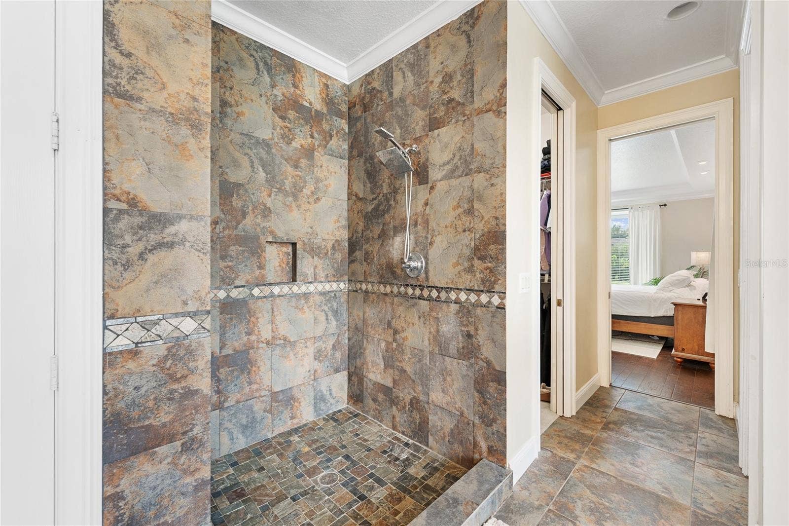 8612 OLDBRIDGE LANE, Orlando, FL 32819 8612 OLDBRIDGE LANE, Orlando, FL 32819