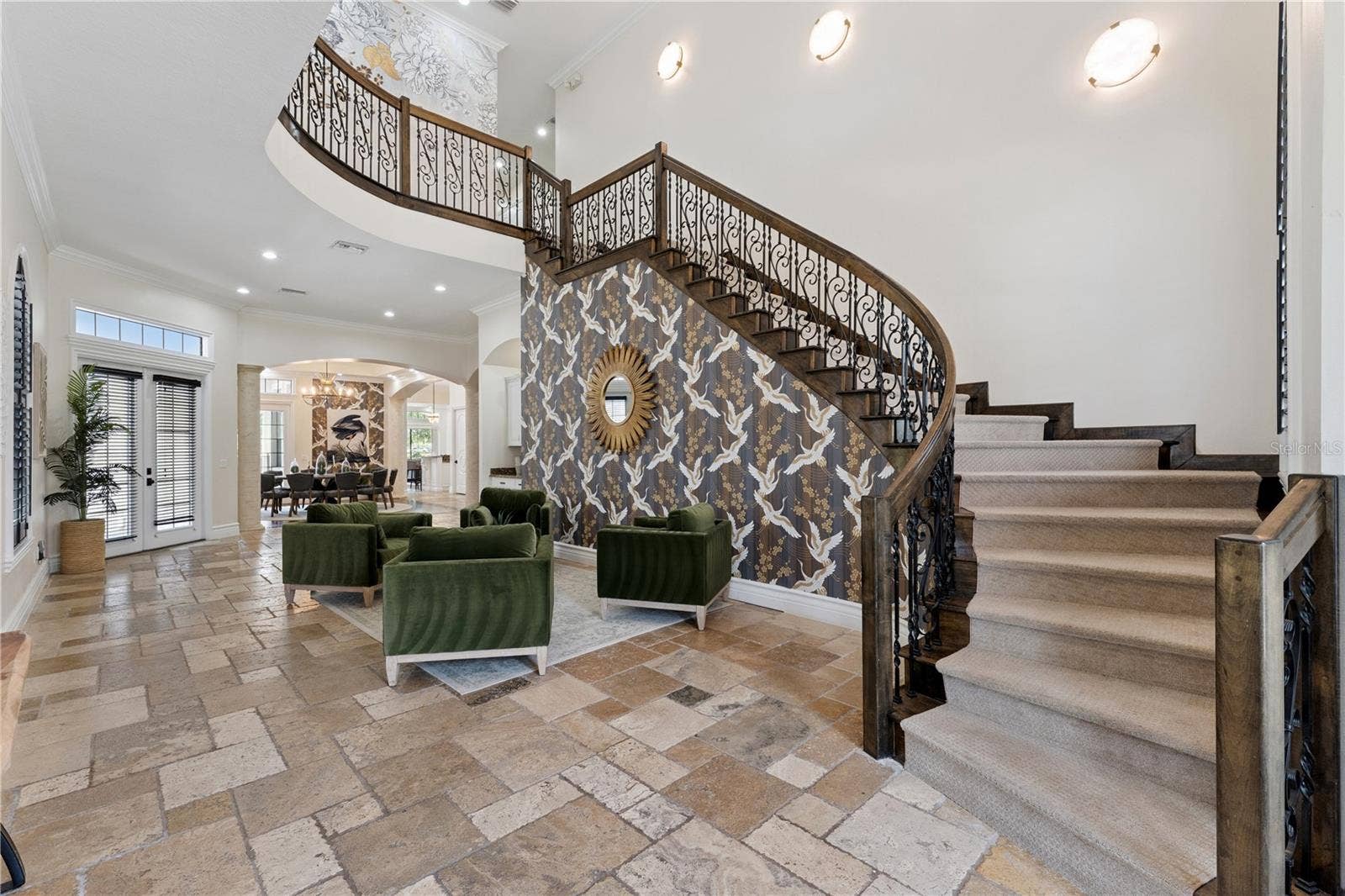 304 MUIRFIELD LOOP, Reunion, FL 34747 Sweeping staircase