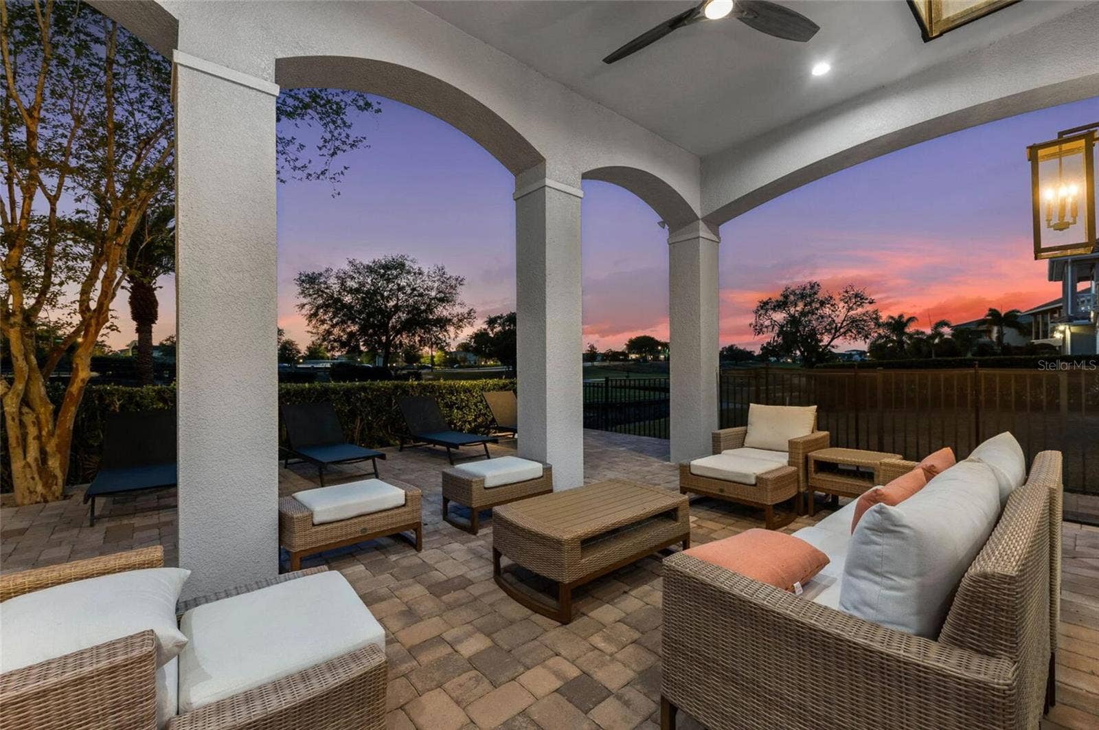 304 MUIRFIELD LOOP, Reunion, FL 34747 Cheers to the Good Life!
