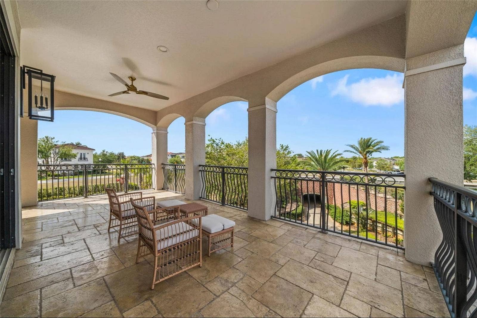 304 MUIRFIELD LOOP, Reunion, FL 34747 Relax & unwind with those you love!