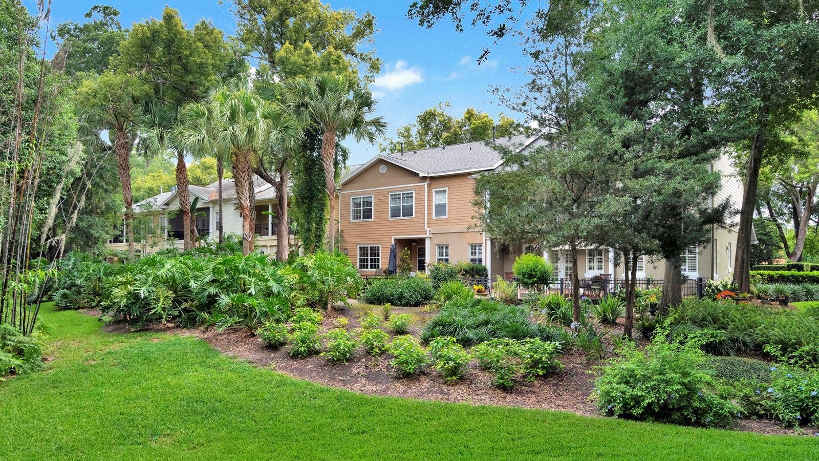 1223 COUNTRY CLUB OAKS CIRCLE, Orlando, FL 32804 Grounds