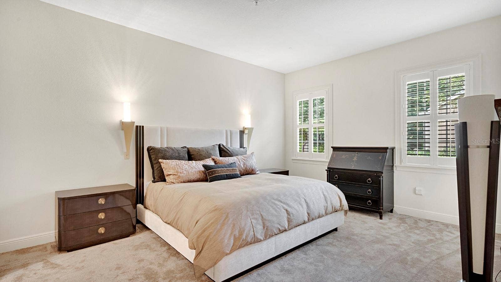 1223 COUNTRY CLUB OAKS CIRCLE, Orlando, FL 32804 First Floor Primary Suite