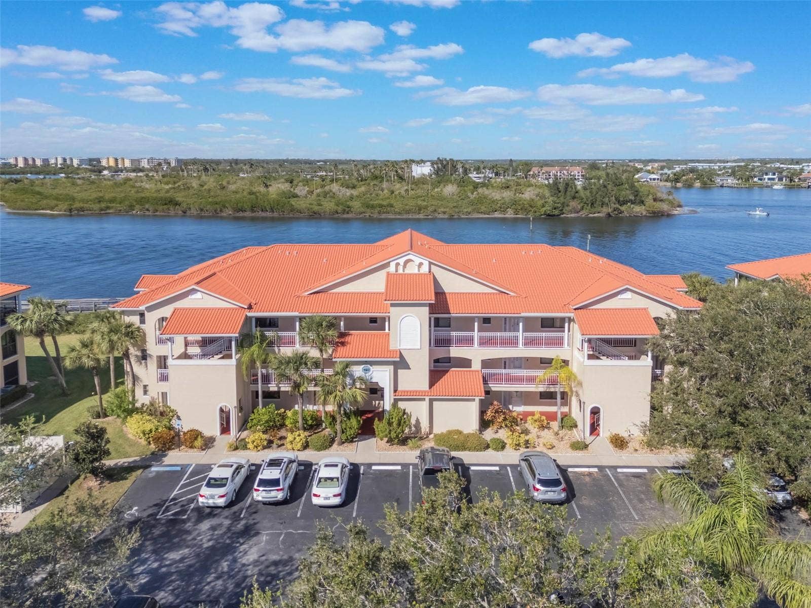 426 BOUCHELLE DRIVE, #101, New Smyrna Beach, FL 32169 426 BOUCHELLE DRIVE, #101, New Smyrna Beach, FL 32169