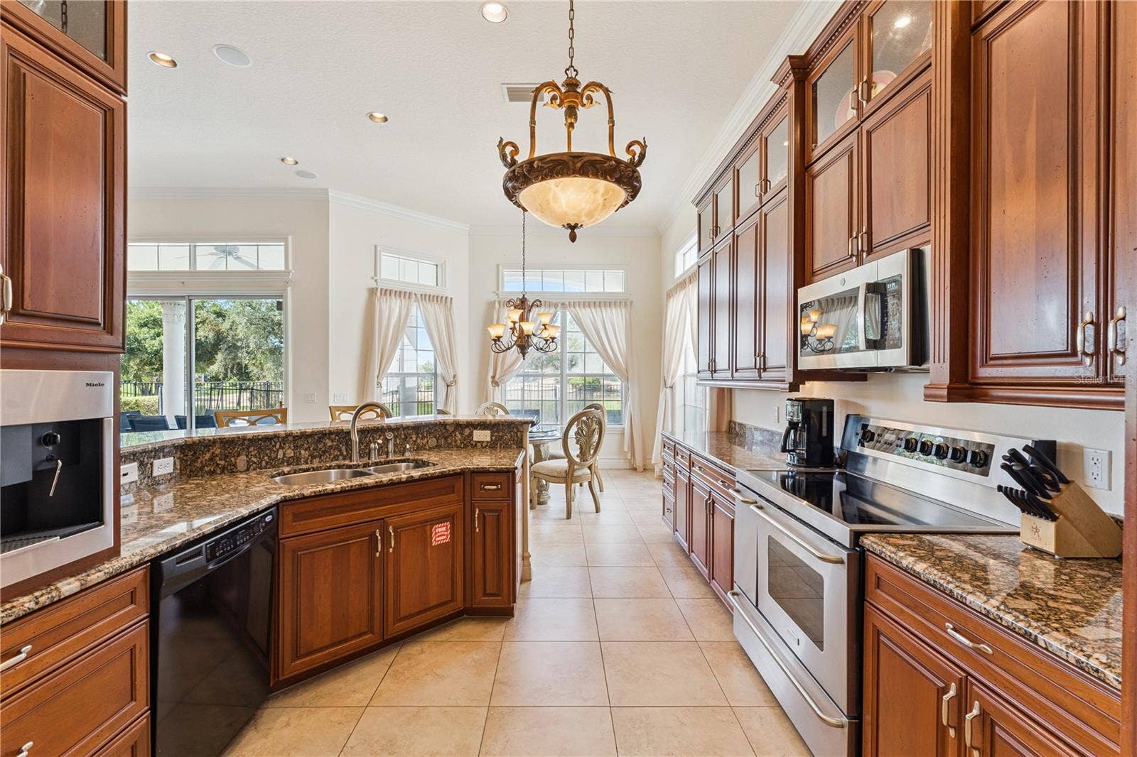 7438 GATHERING COURT, Reunion, FL 34747 7438 GATHERING COURT, Reunion, FL 34747