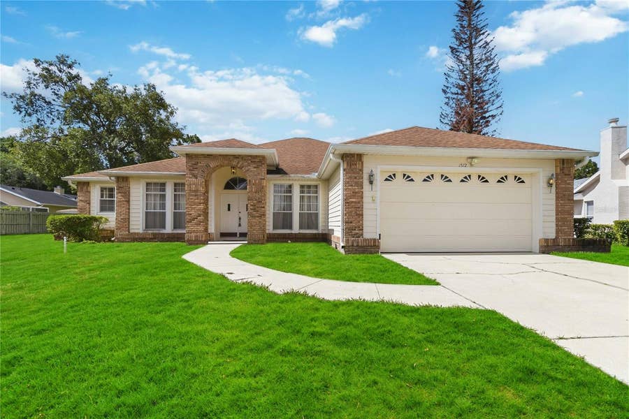 Property photo for 1572 HUNTERS STAND RUN, Oviedo, FL