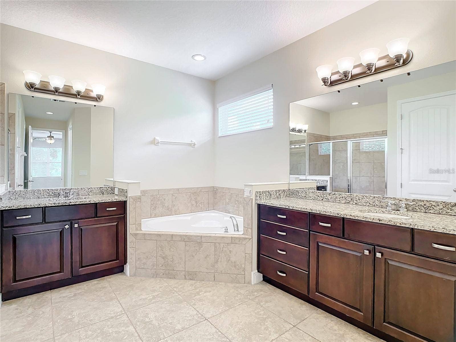 421 MEADOWRIDGE COVE, Longwood, FL 32750 421 MEADOWRIDGE COVE, Longwood, FL 32750