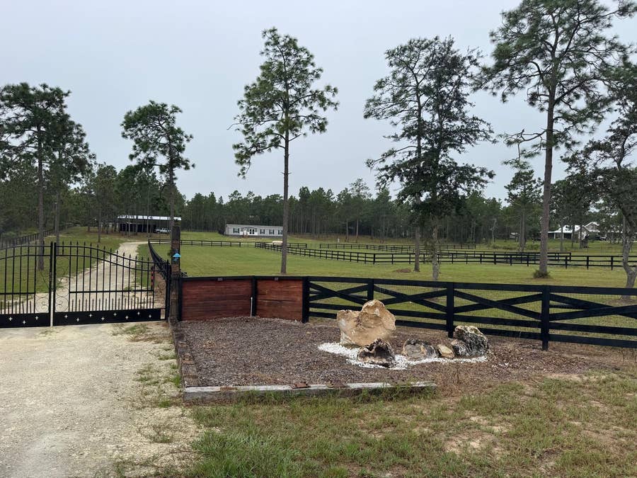 Property photo for 14270 SE 60 STREET, Morriston, FL