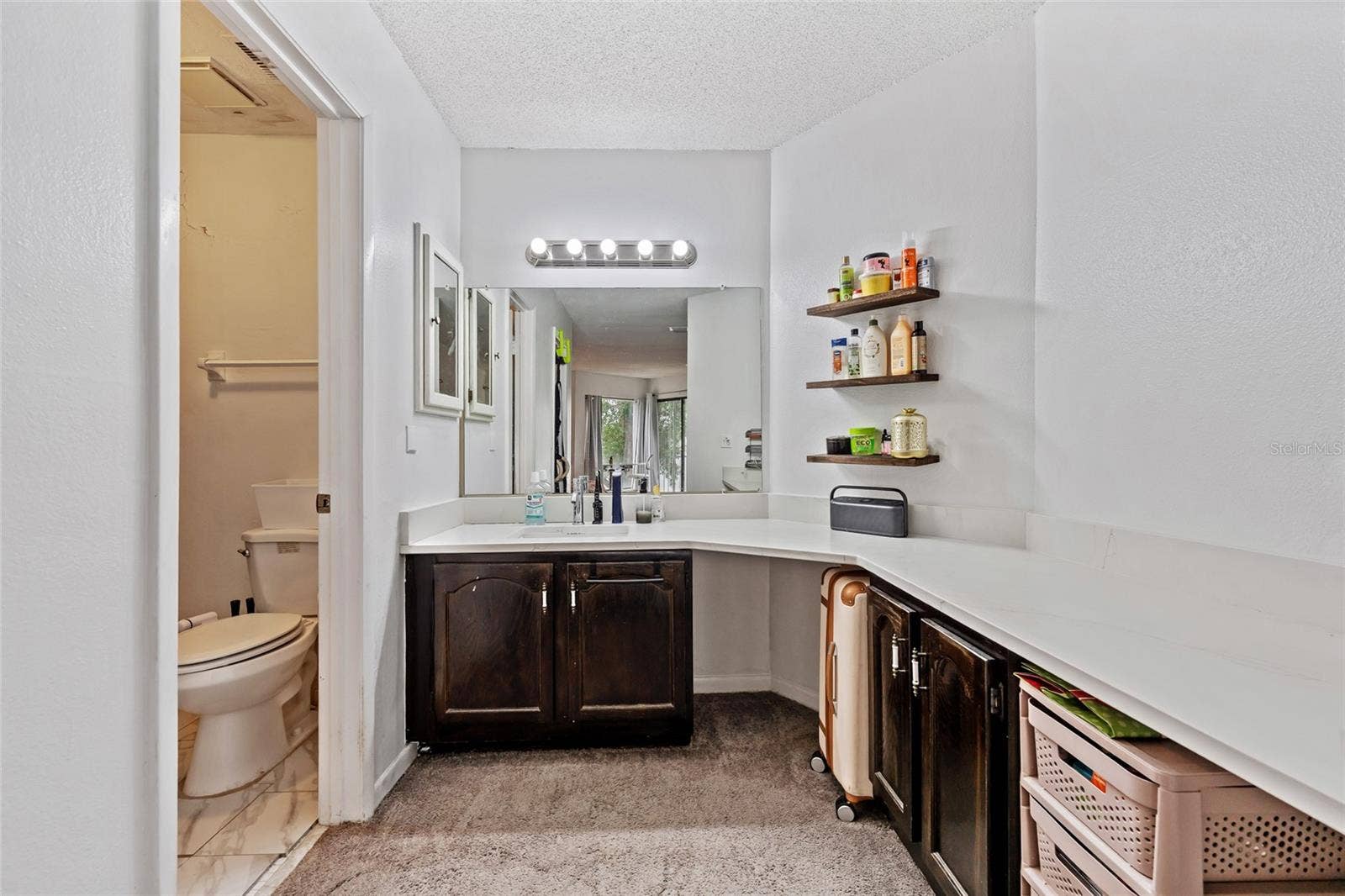 4312 LAKEWAY DRIVE, #12F, Orlando, FL 32839 4312 LAKEWAY DRIVE, #12F, Orlando, FL 32839