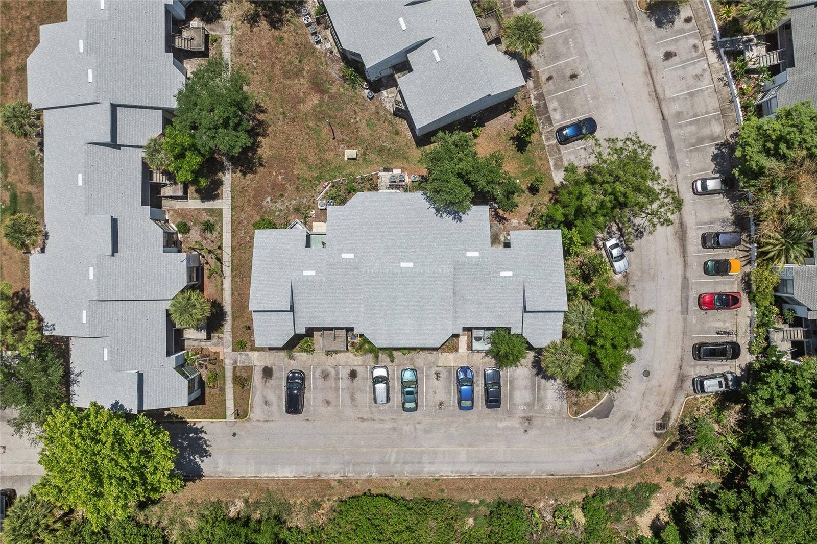 4312 LAKEWAY DRIVE, #12F, Orlando, FL 32839 4312 LAKEWAY DRIVE, #12F, Orlando, FL 32839