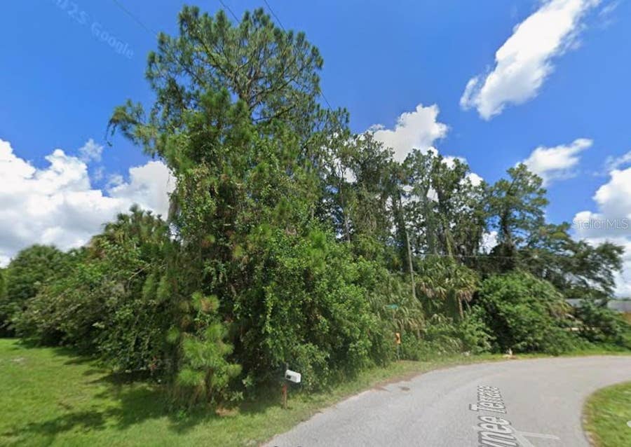 Property photo for 3010 SHAWNEE TERRACE, North Port, FL