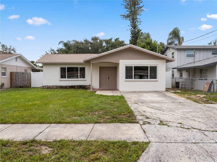 Property photo for 1431 COBURN DRIVE, Tarpon Springs, FL
