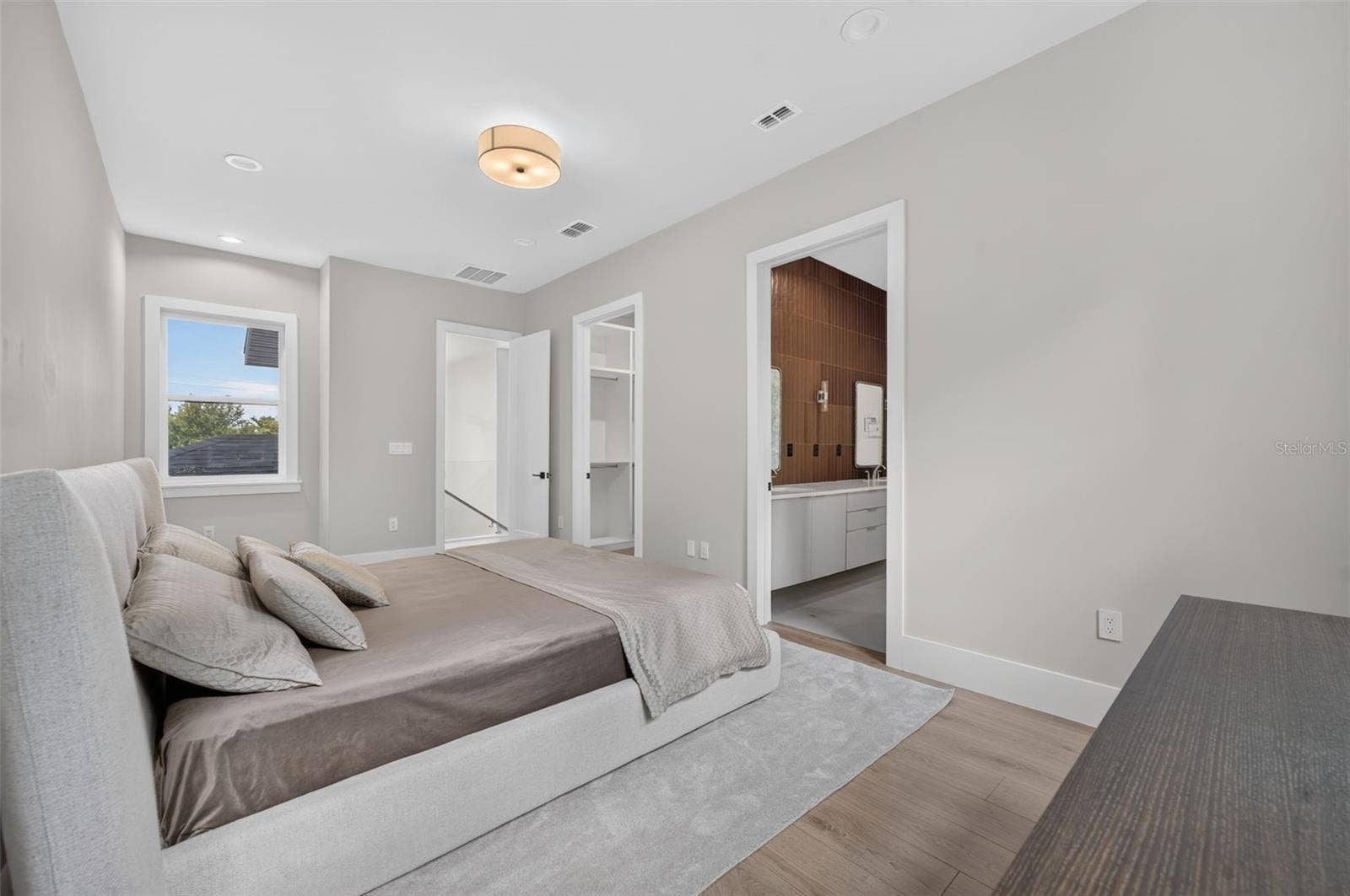 240 N PHELPS AVENUE, Winter Park, FL 32789 240 N PHELPS AVENUE, Winter Park, FL 32789