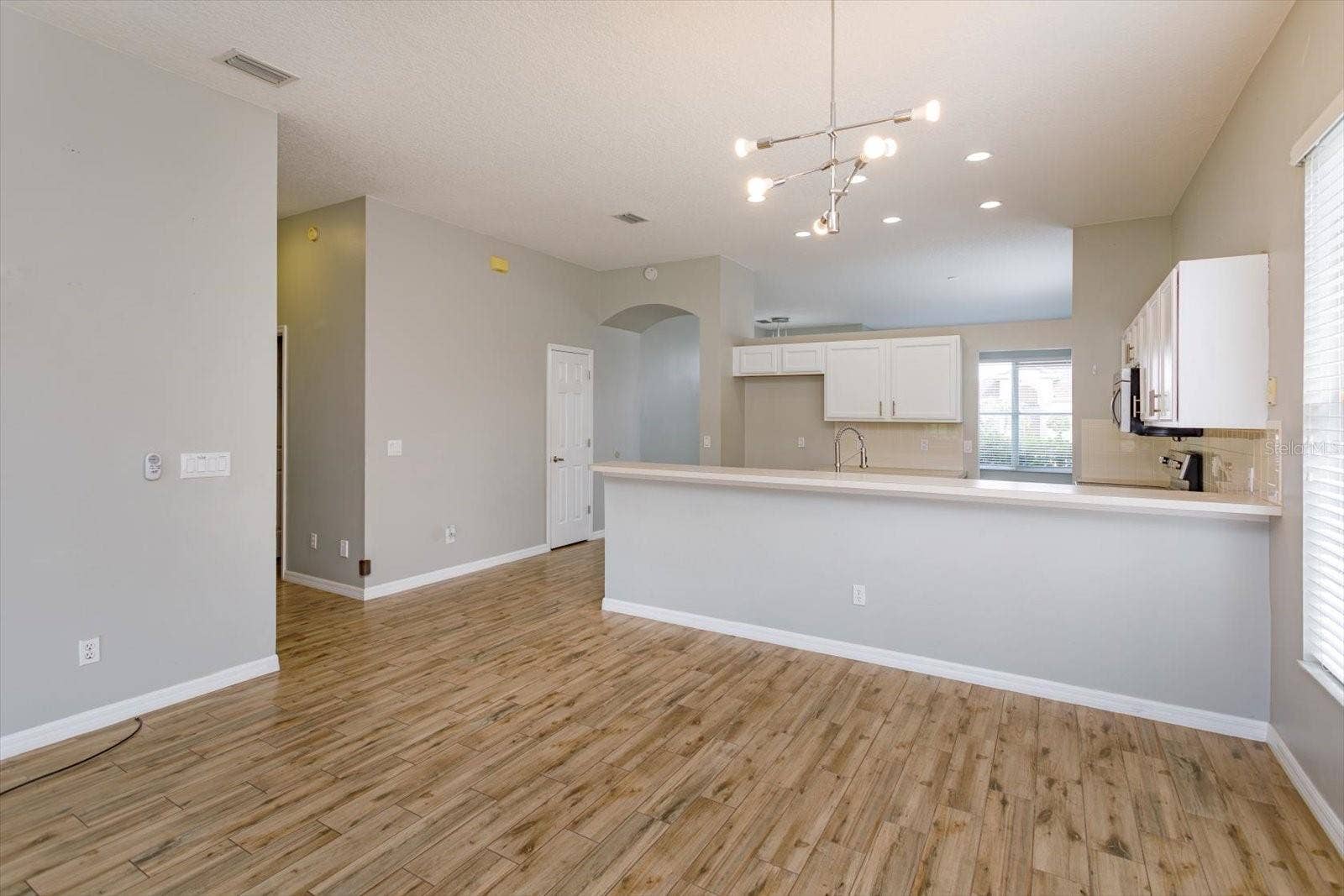 13236 LUXBURY LOOP, Orlando, FL 32837 13236 LUXBURY LOOP, Orlando, FL 32837