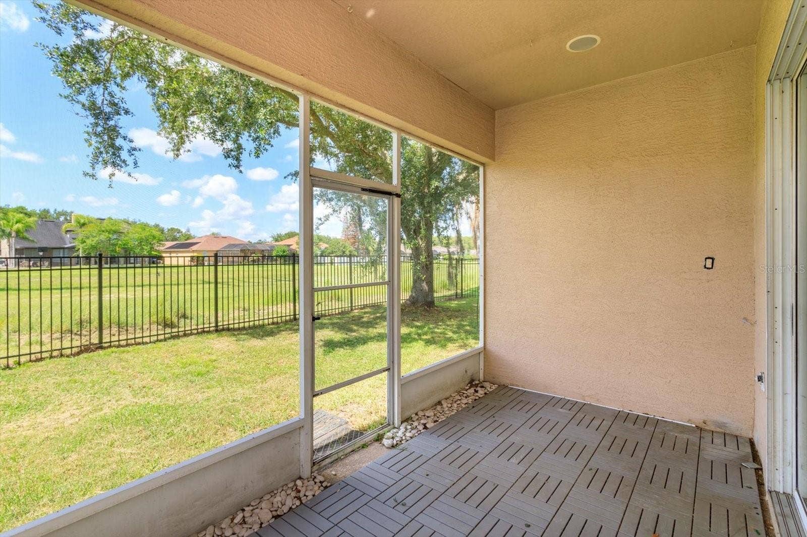 13236 LUXBURY LOOP, Orlando, FL 32837 13236 LUXBURY LOOP, Orlando, FL 32837
