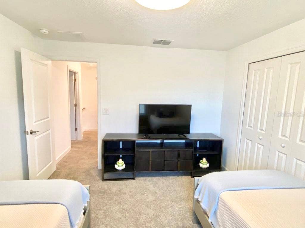 8955 CABOT CLIFFS DRIVE, Davenport, FL 33896 8955 CABOT CLIFFS DRIVE, Davenport, FL 33896