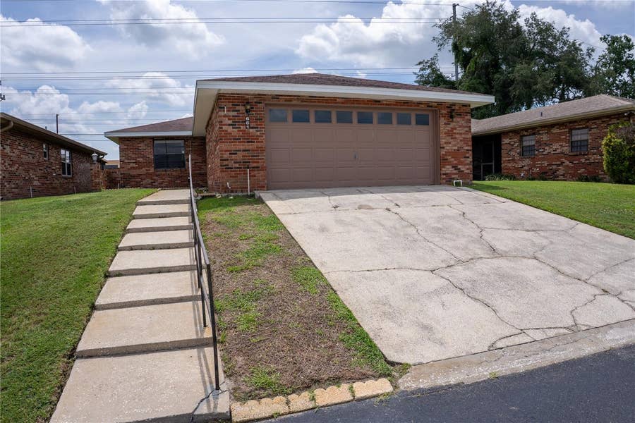 Property photo for 661 LAKE CAROLYN CIRCLE, Lakeland, FL
