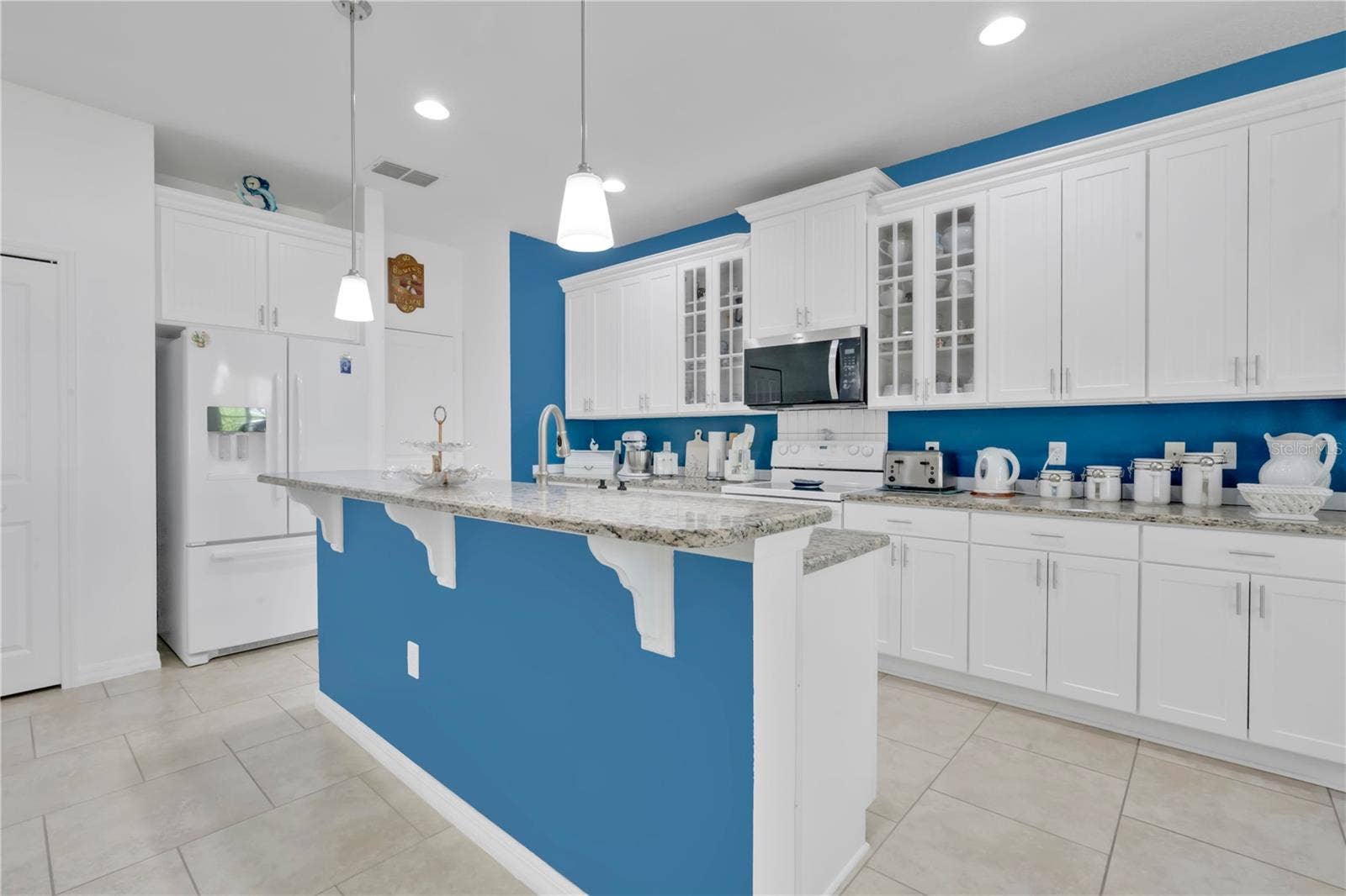8819 TATARA STREET, Orlando, FL 32836 8819 TATARA STREET, Orlando, FL 32836