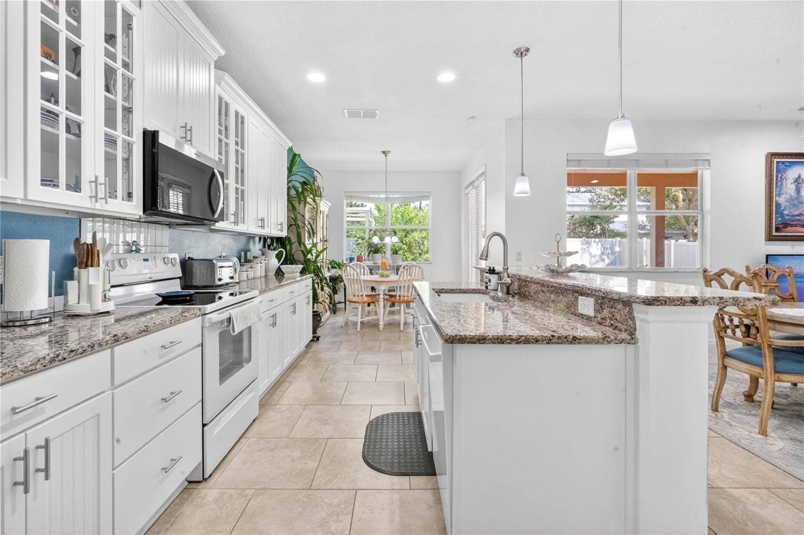 8819 TATARA STREET, Orlando, FL 32836 8819 TATARA STREET, Orlando, FL 32836