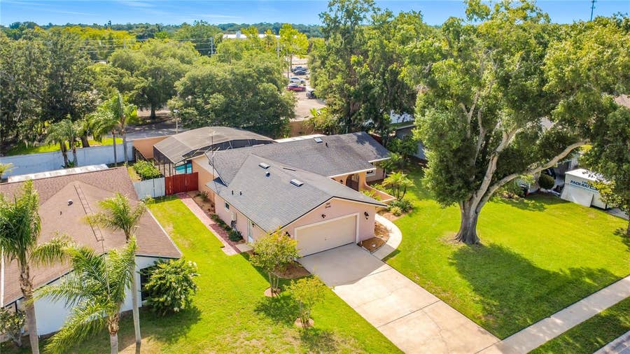 Property photo for 5020 THE OAKS CIRCLE, Orlando, FL