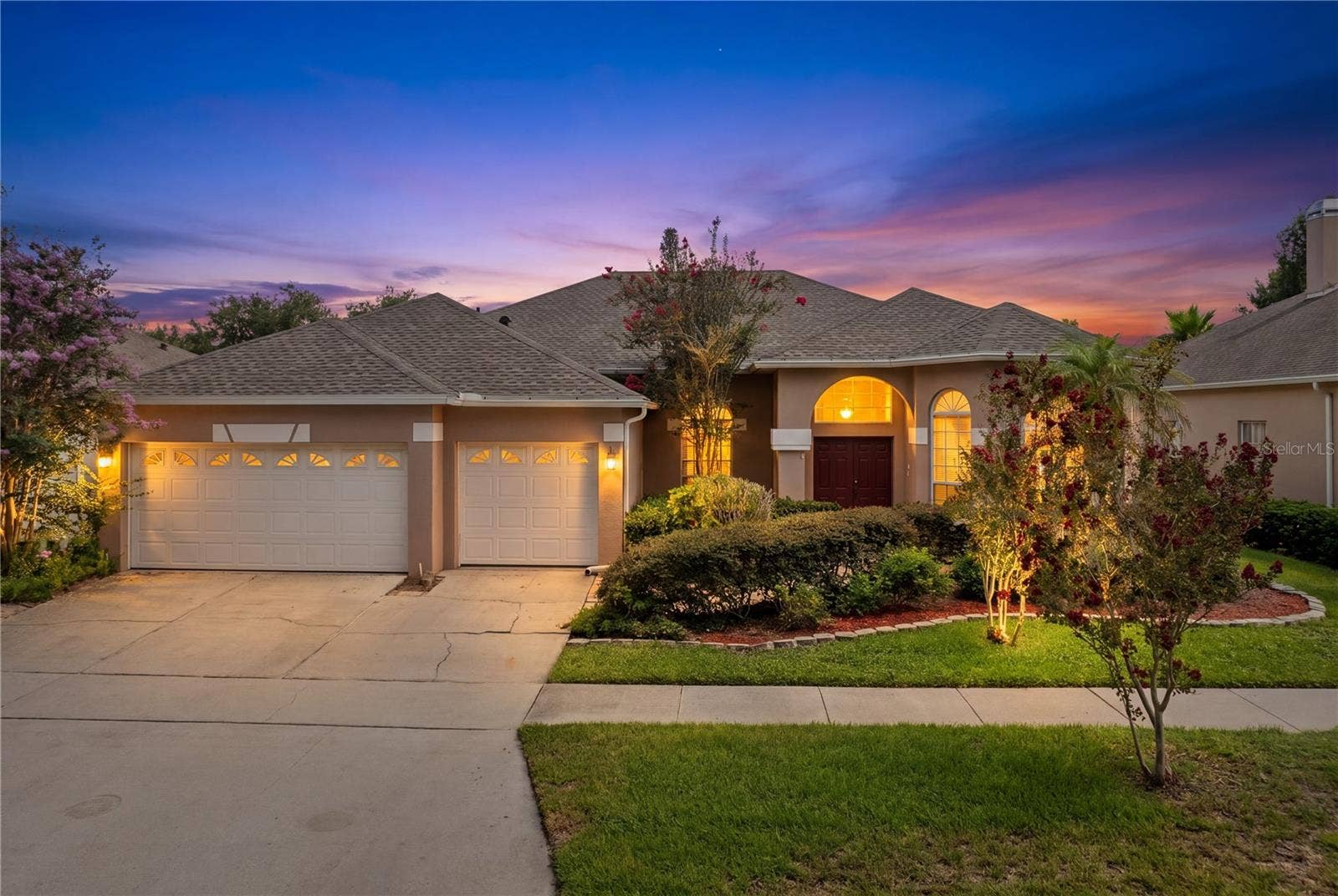3670 HALF MOON DRIVE, Orlando, FL 32812 3670 HALF MOON DRIVE, Orlando, FL 32812