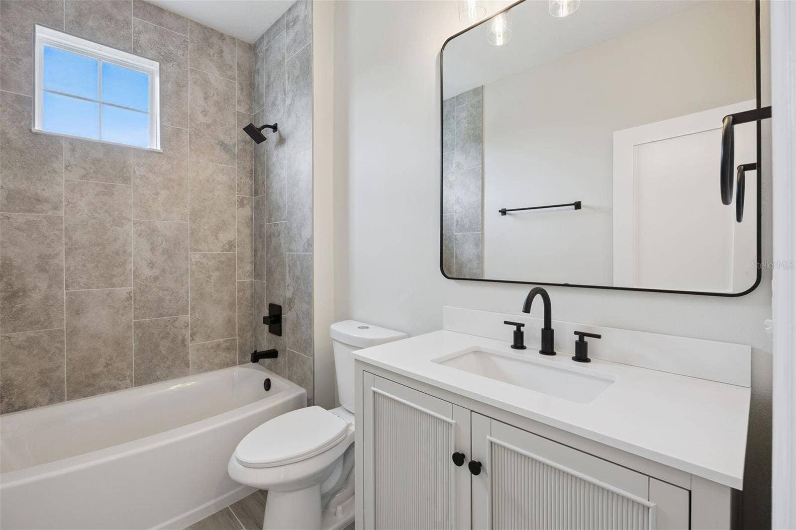 1812 LAKE ROBERTS LANDING DRIVE, Winter Garden, FL 34787 1812 LAKE ROBERTS LANDING DRIVE, Winter Garden, FL 34787