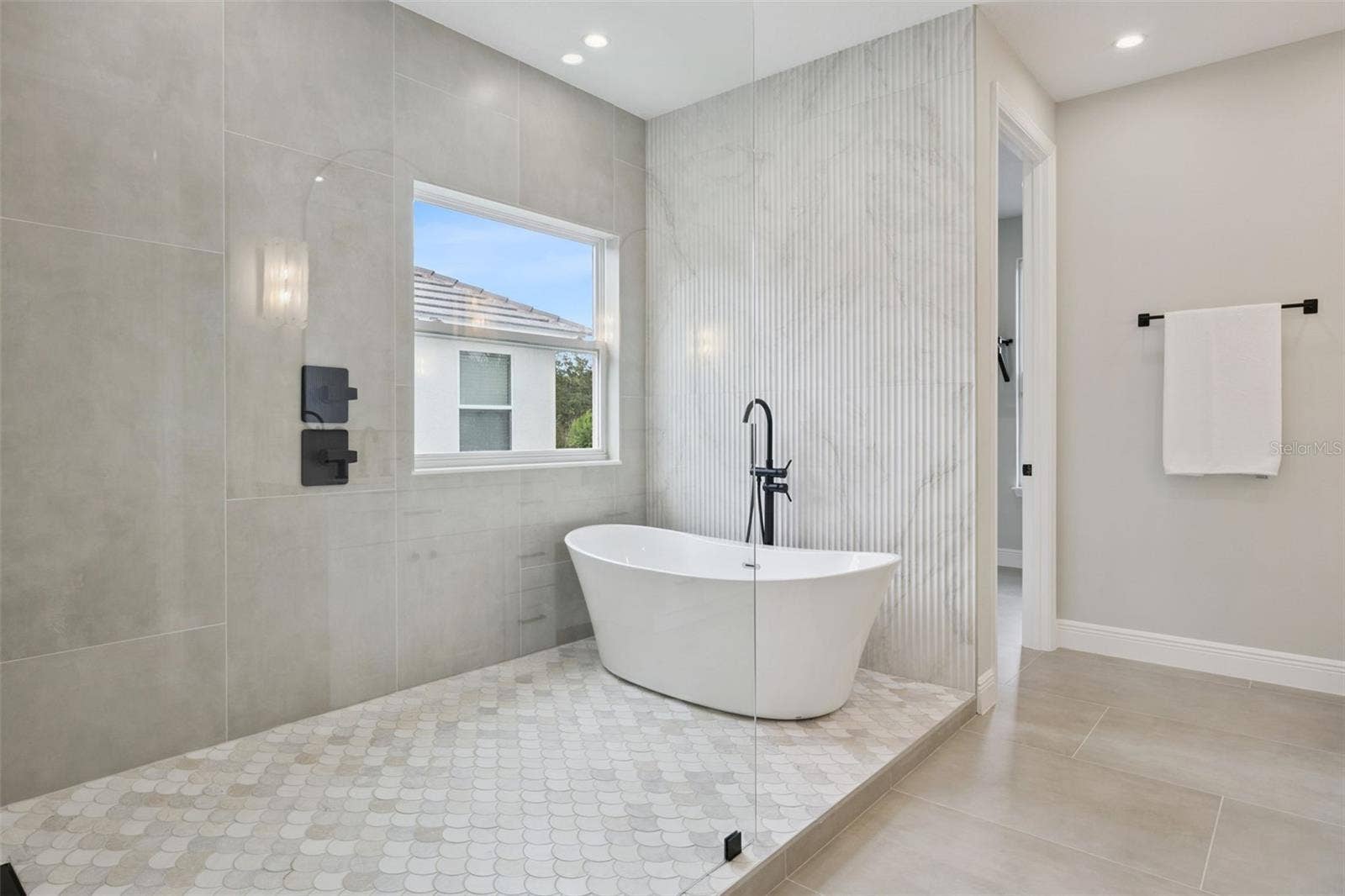 1812 LAKE ROBERTS LANDING DRIVE, Winter Garden, FL 34787 1812 LAKE ROBERTS LANDING DRIVE, Winter Garden, FL 34787