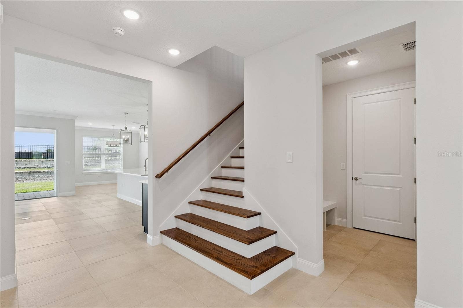 13129 FARO COURT, Winter Garden, FL 34787 Stairs