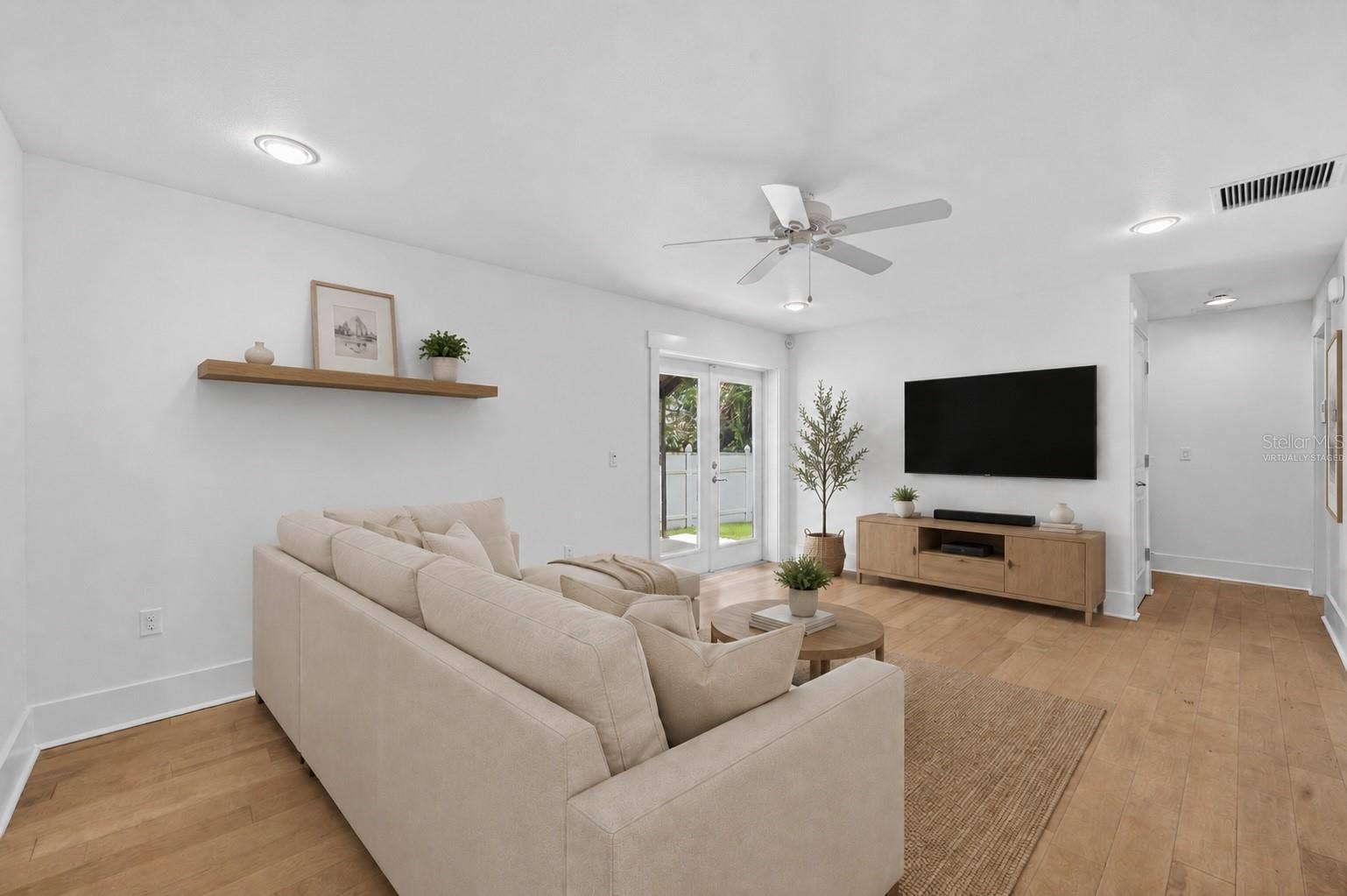 1265 ARLINGTON PL, Winter Park, FL 32789 Living room - virtually staged