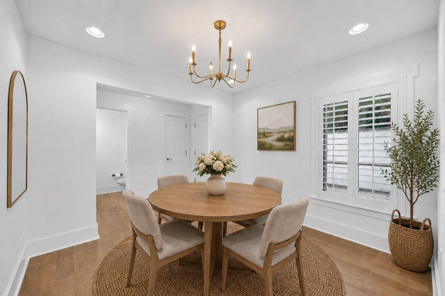 1265 ARLINGTON PL, Winter Park, FL 32789 Dining room off of foyer - virtually staged