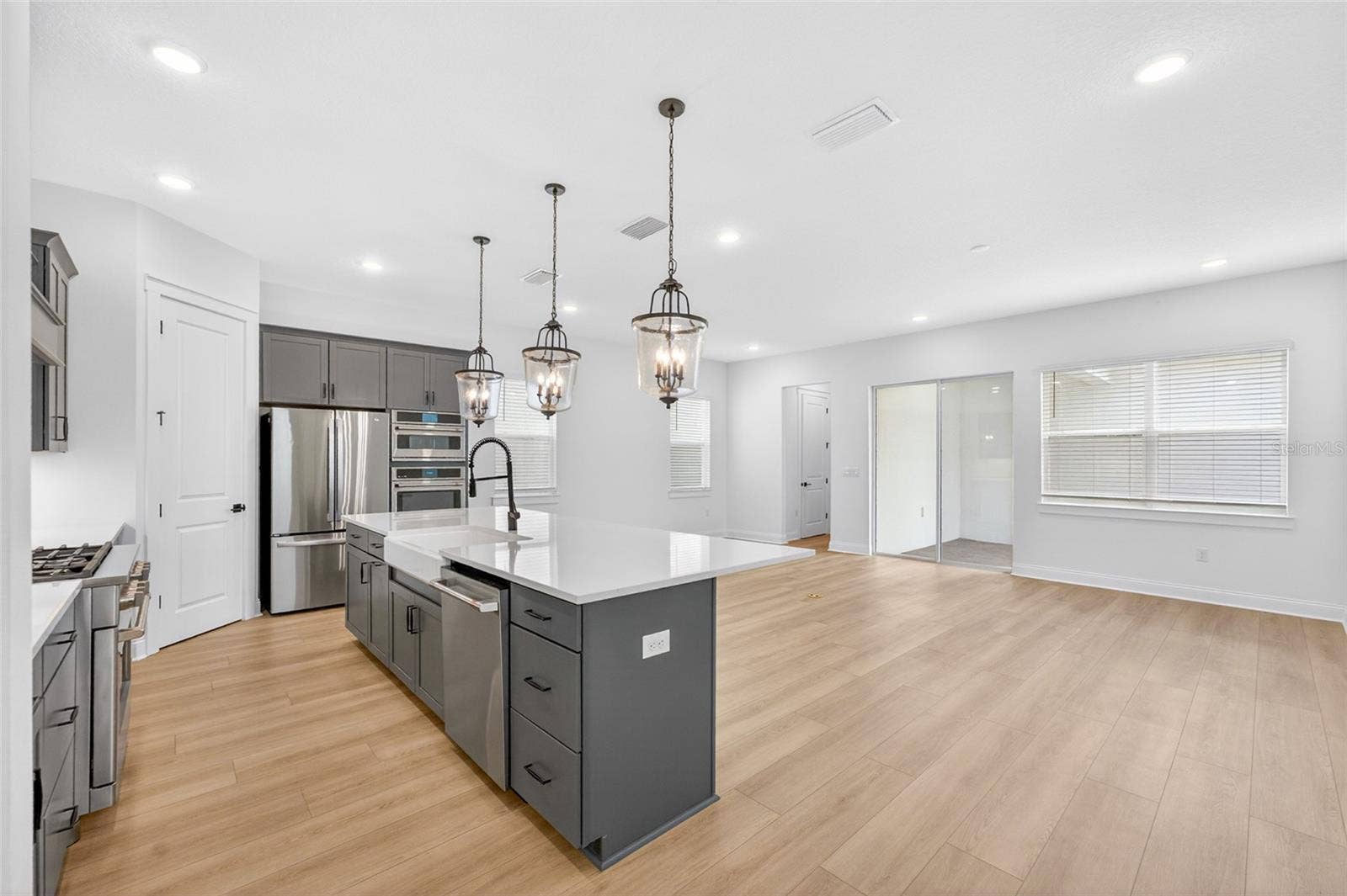 15174 FIELD DAISY DRIVE, Winter Garden, FL 34787 15174 FIELD DAISY DRIVE, Winter Garden, FL 34787