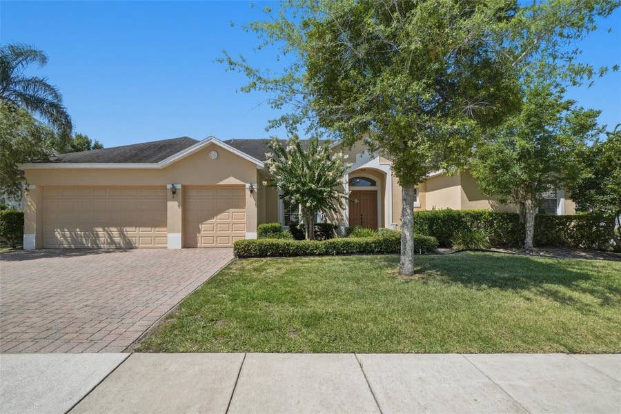 Property photo for Ocoee, FL