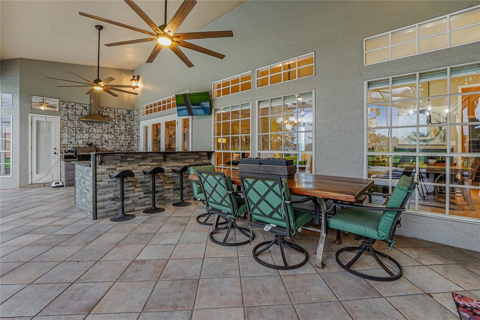 600 CHOCKTAW STREET, Lake Mary, FL 32746 Outdoor Kitchen/Dining