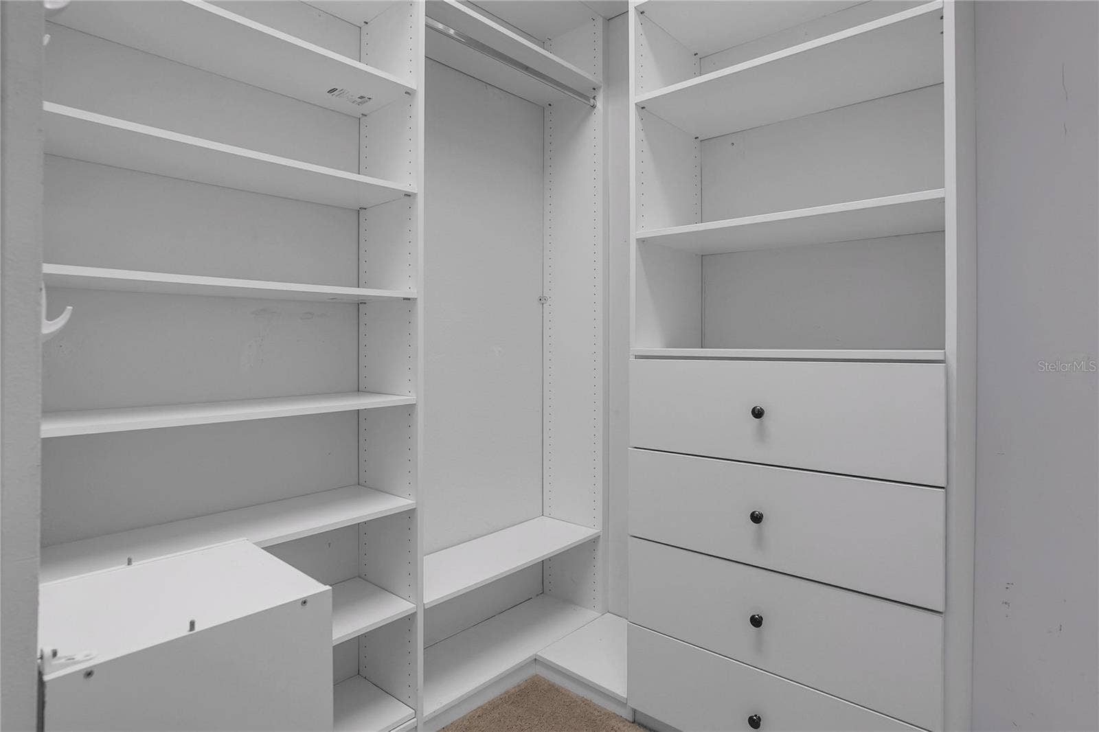 600 CHOCKTAW STREET, Lake Mary, FL 32746 Dual Primary Walk In Closets
