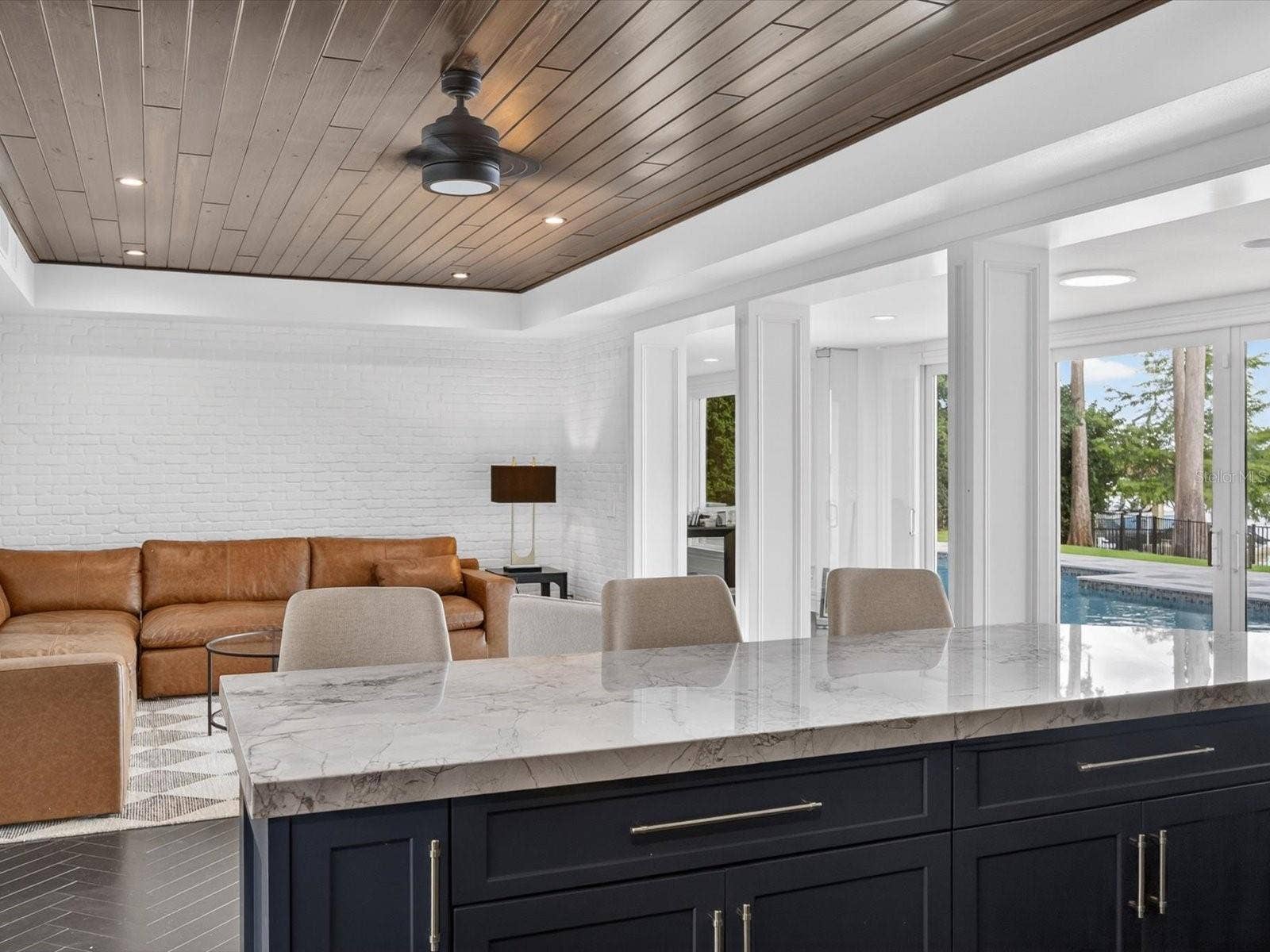 9832 LAUREL VALLEY DRIVE, Windermere, FL 34786 9832 LAUREL VALLEY DRIVE, Windermere, FL 34786