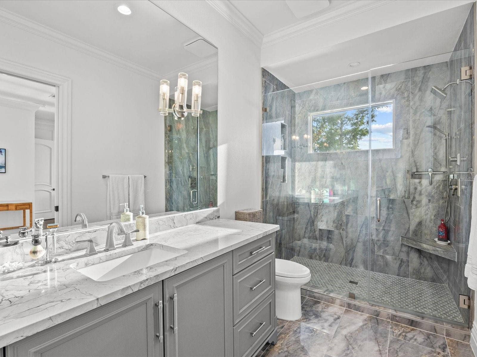 9832 LAUREL VALLEY DRIVE, Windermere, FL 34786 9832 LAUREL VALLEY DRIVE, Windermere, FL 34786