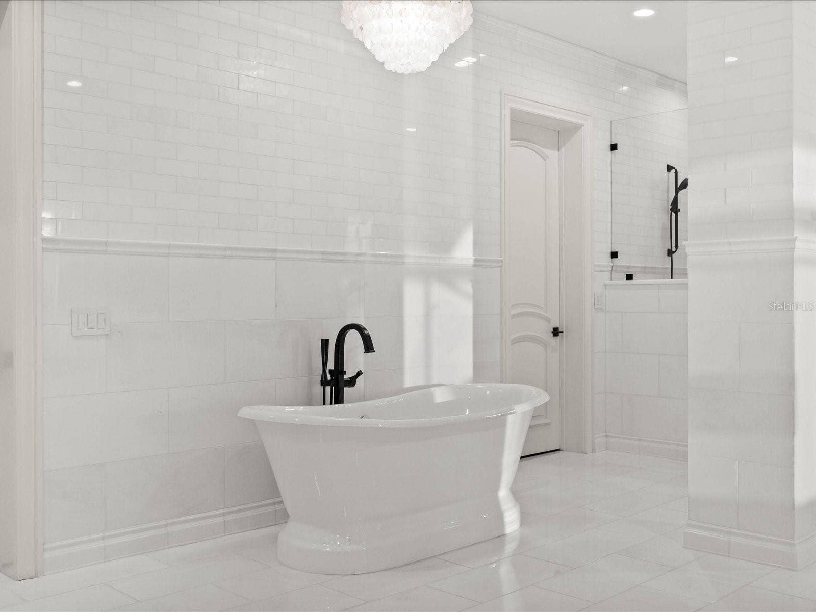 9832 LAUREL VALLEY DRIVE, Windermere, FL 34786 9832 LAUREL VALLEY DRIVE, Windermere, FL 34786