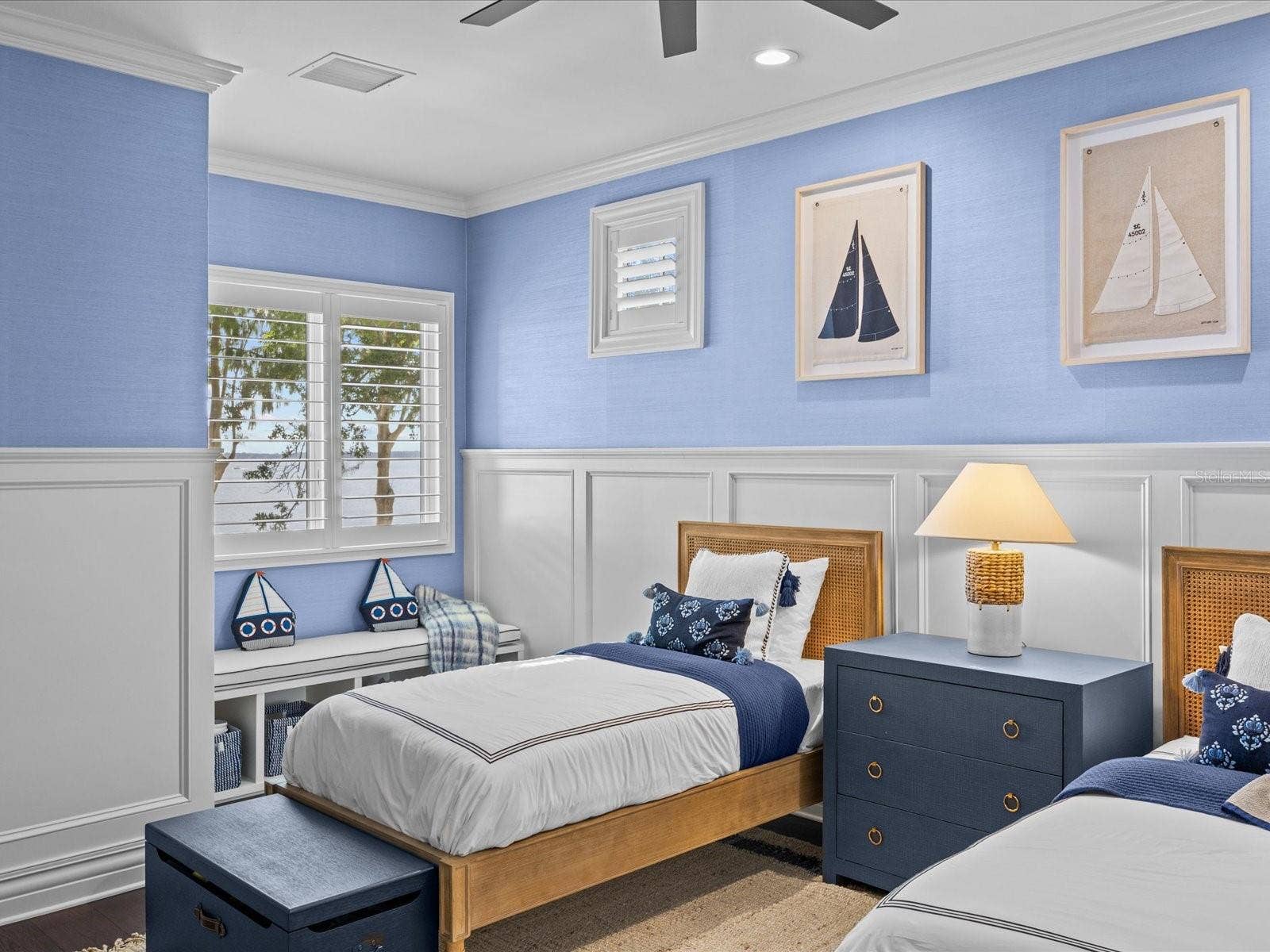9832 LAUREL VALLEY DRIVE, Windermere, FL 34786 9832 LAUREL VALLEY DRIVE, Windermere, FL 34786