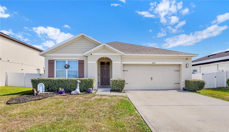 Property photo for 5709 SHAKER PALM PLACE, St Cloud, FL