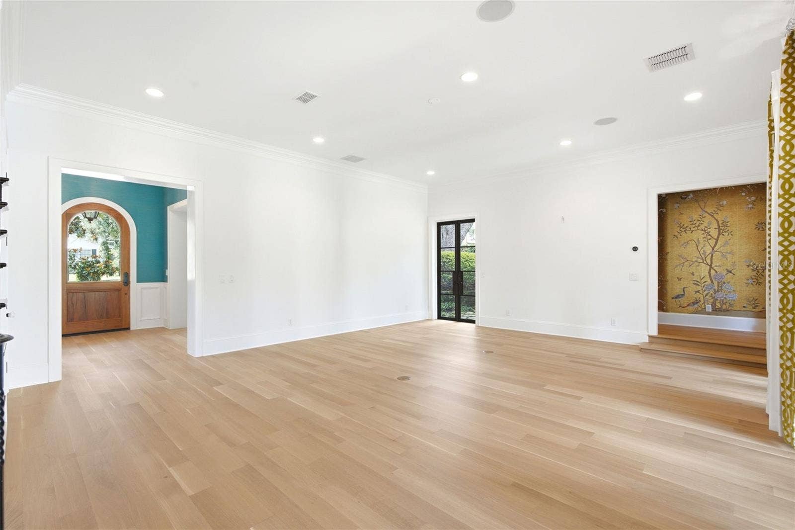 2228 AZALEA PLACE, Winter Park, FL 32789 living rm