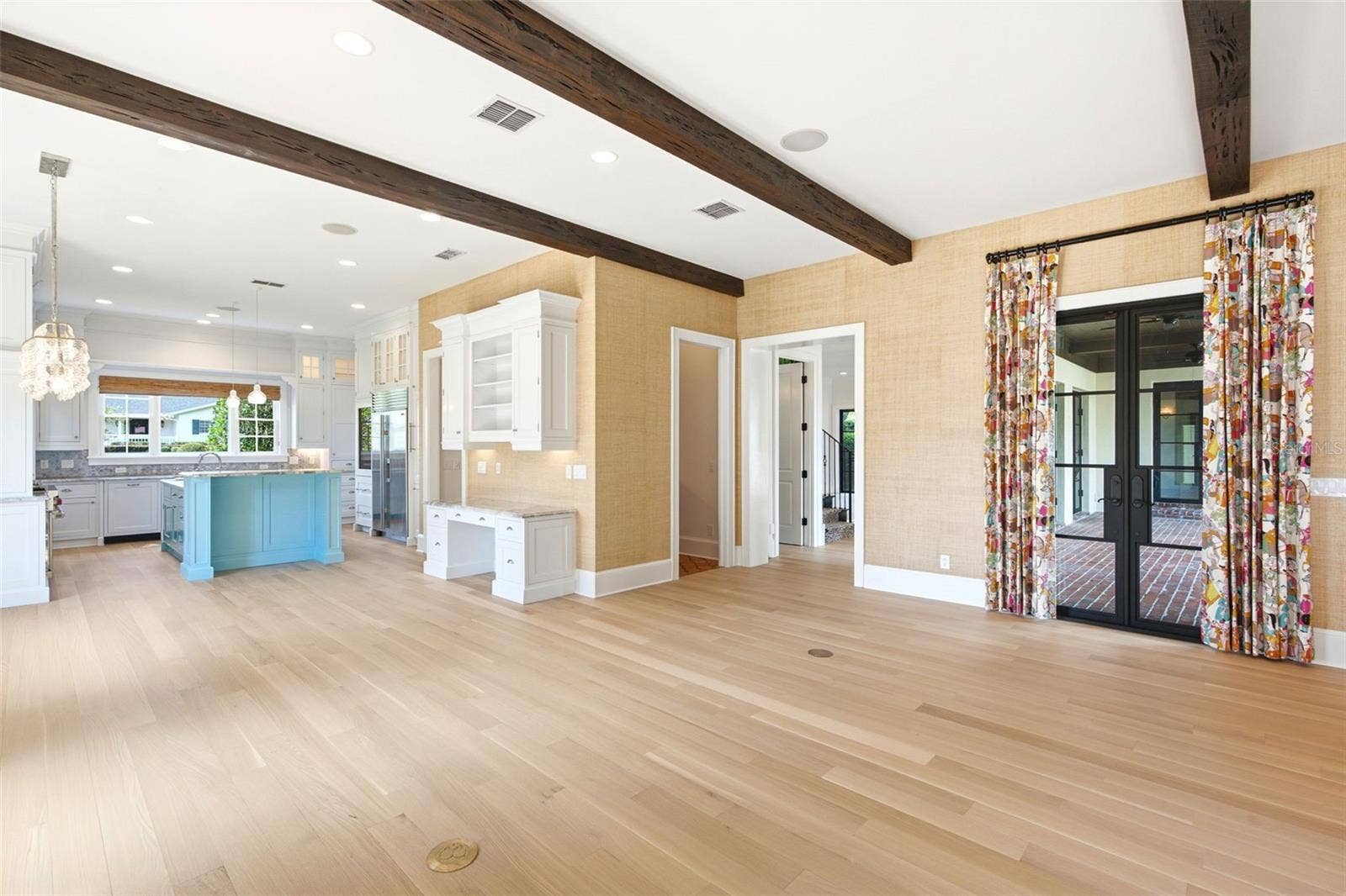 2228 AZALEA PLACE, Winter Park, FL 32789 family rm / kitchen