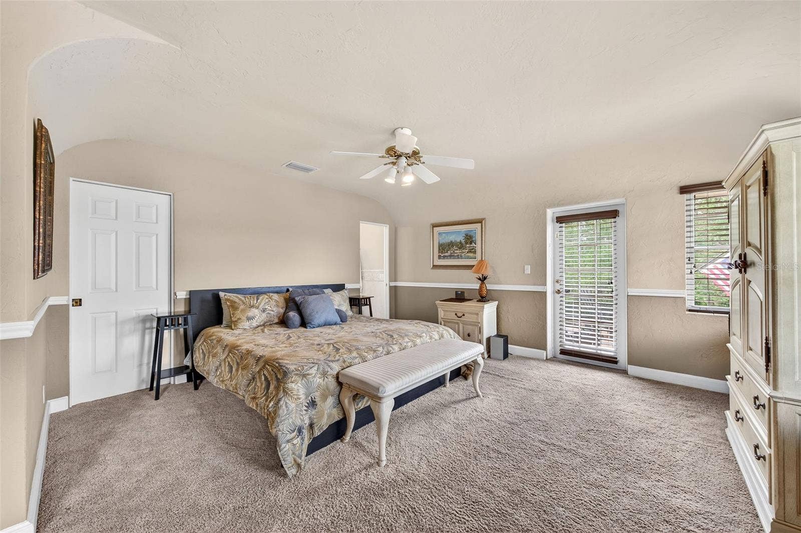 830 LAKE DAVIS DRIVE, Orlando, FL 32806