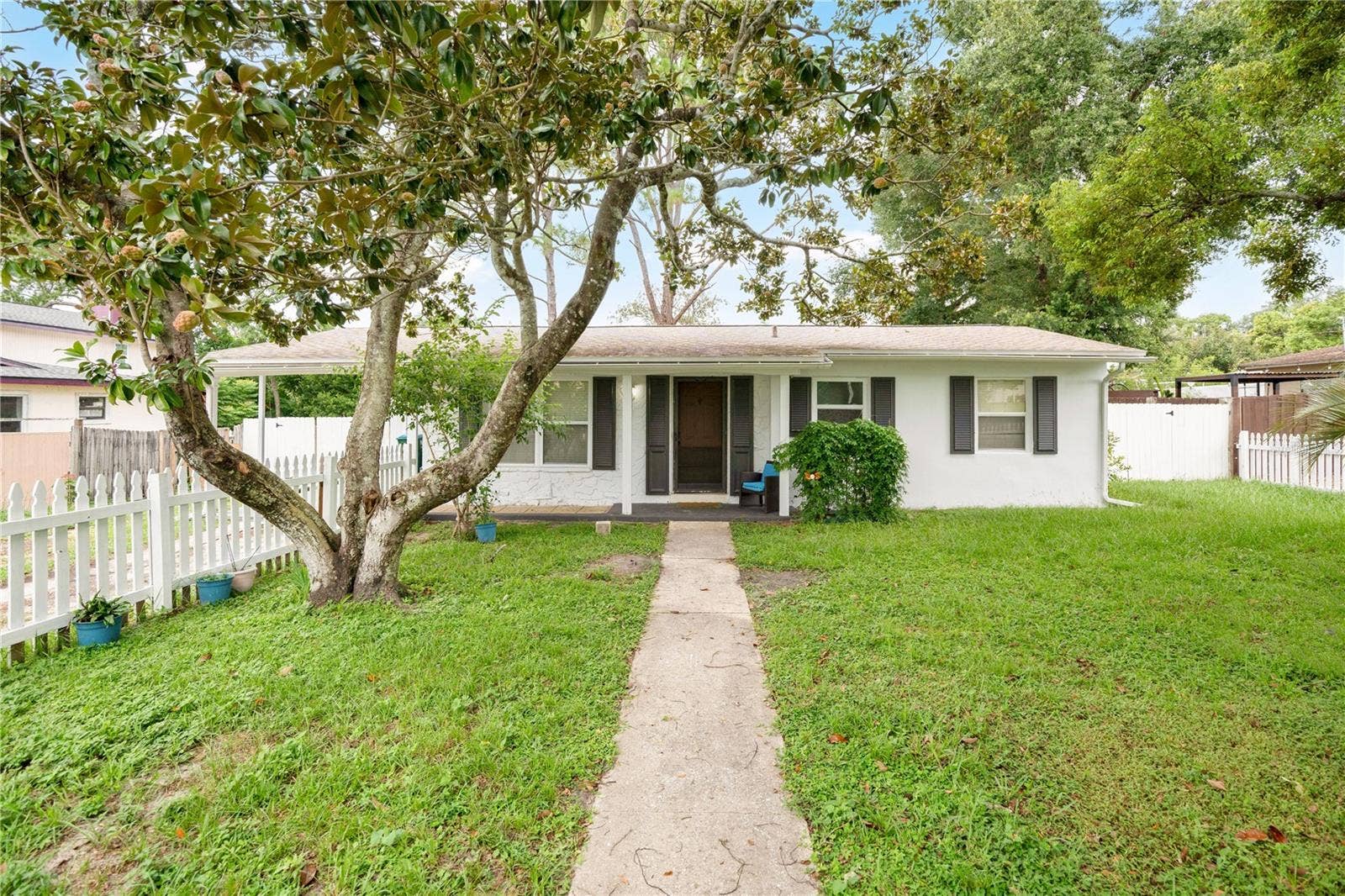 682 MERRIMAC STREET, Deltona, FL 32725 682 MERRIMAC STREET, Deltona, FL 32725