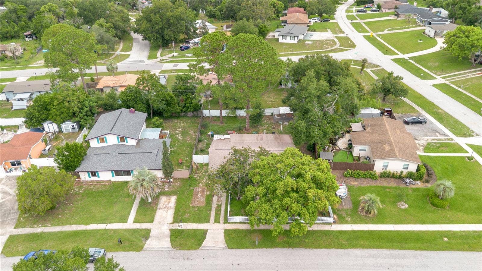 682 MERRIMAC STREET, Deltona, FL 32725 682 MERRIMAC STREET, Deltona, FL 32725