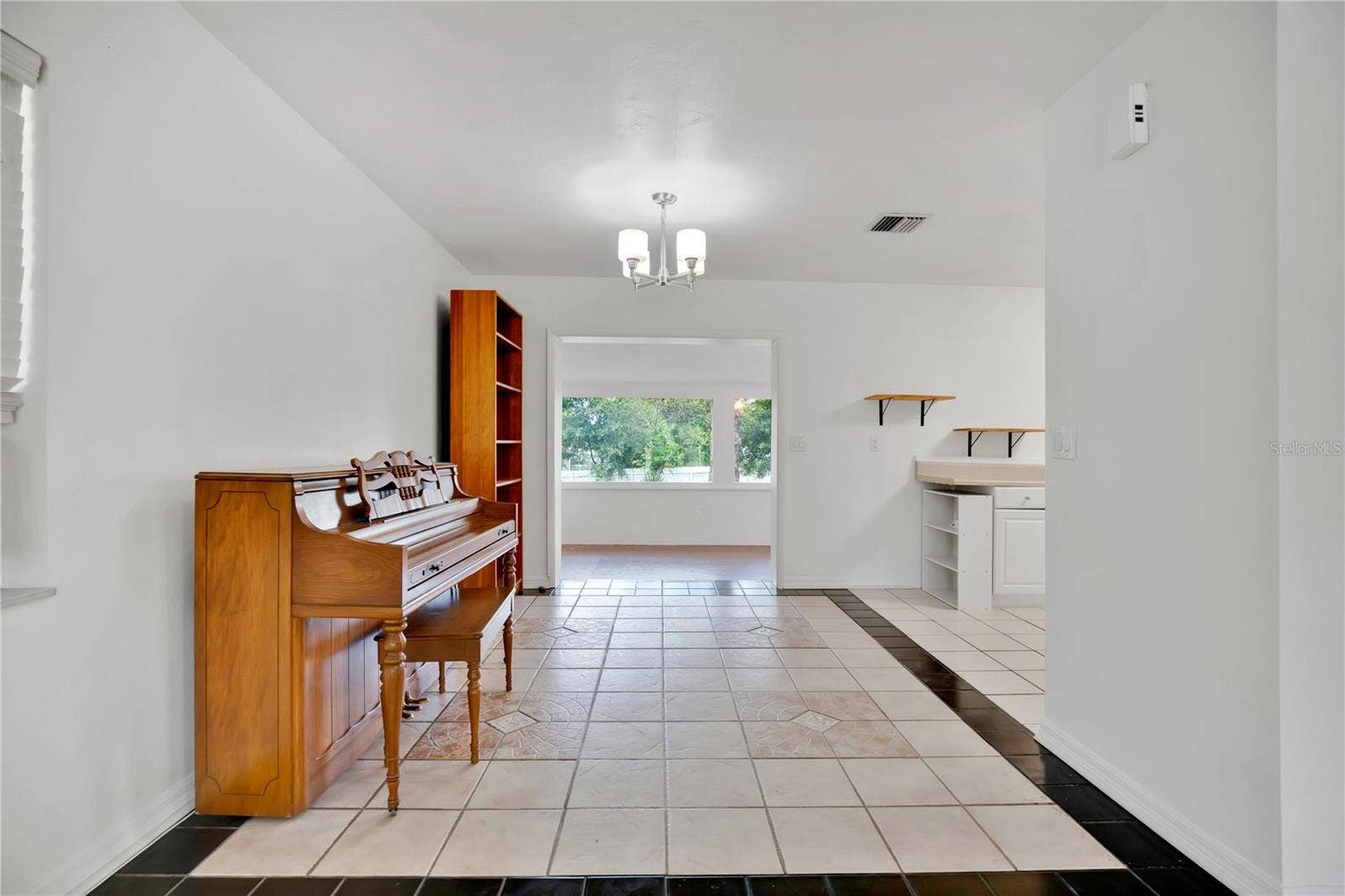 682 MERRIMAC STREET, Deltona, FL 32725 682 MERRIMAC STREET, Deltona, FL 32725