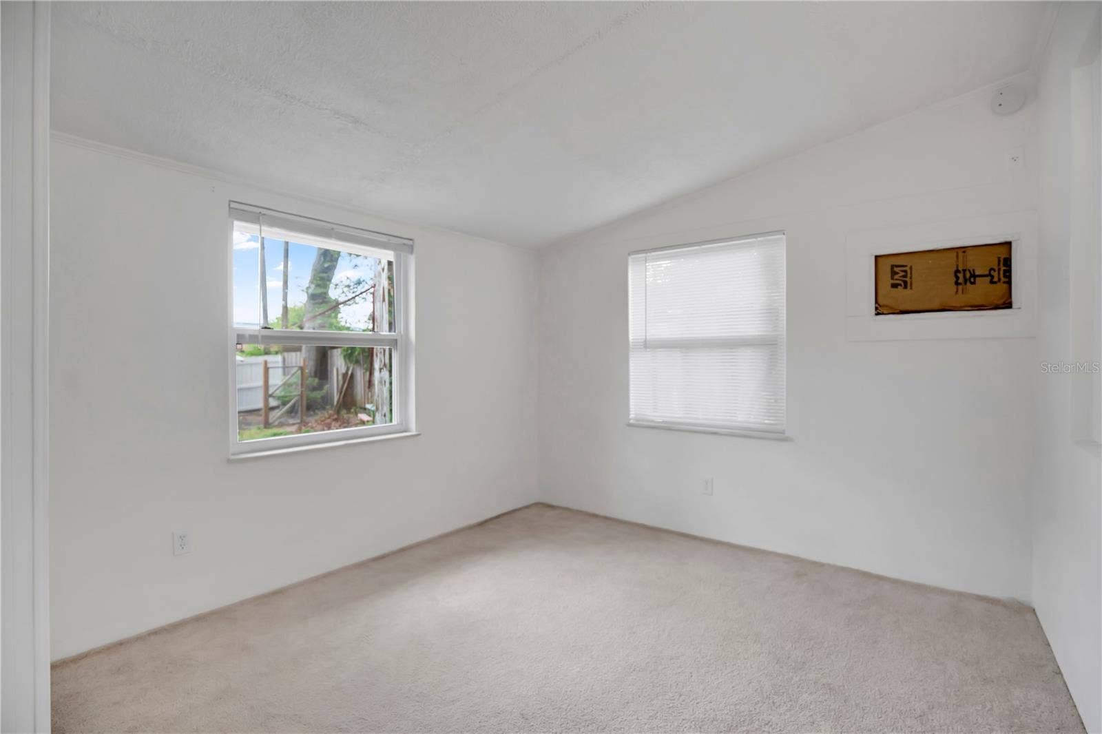 682 MERRIMAC STREET, Deltona, FL 32725 682 MERRIMAC STREET, Deltona, FL 32725
