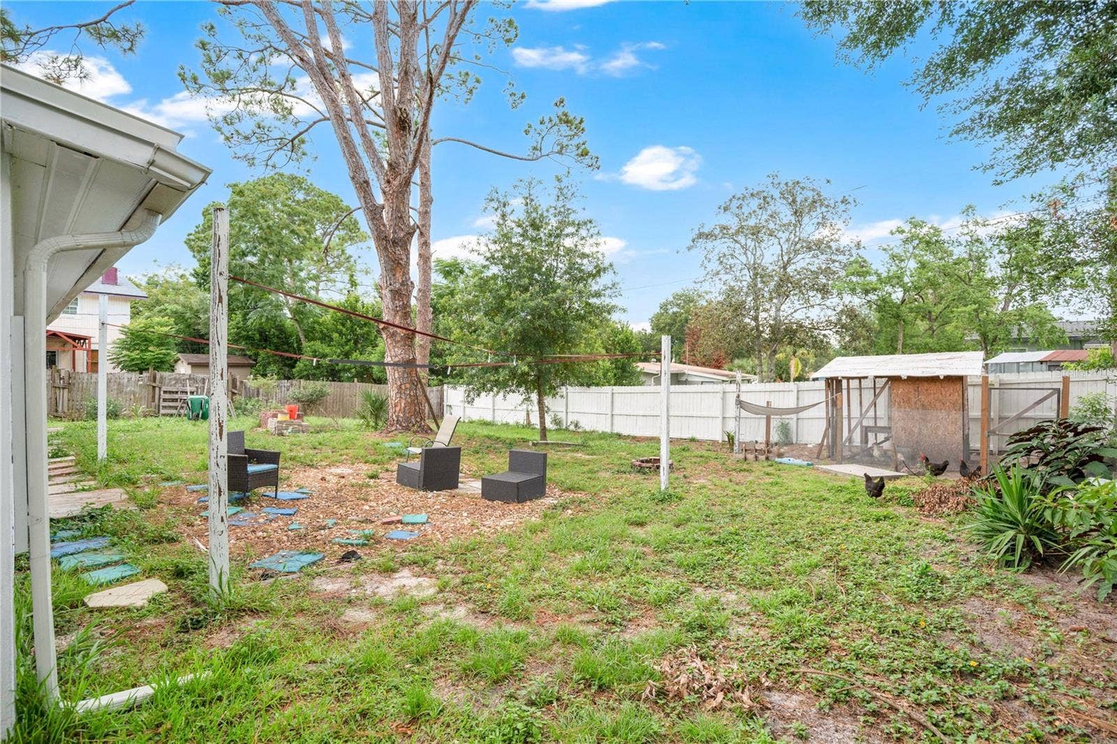 682 MERRIMAC STREET, Deltona, FL 32725 682 MERRIMAC STREET, Deltona, FL 32725