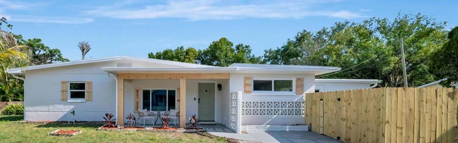 Property photo for 2600 40TH AVENUE N, St Petersburg, FL