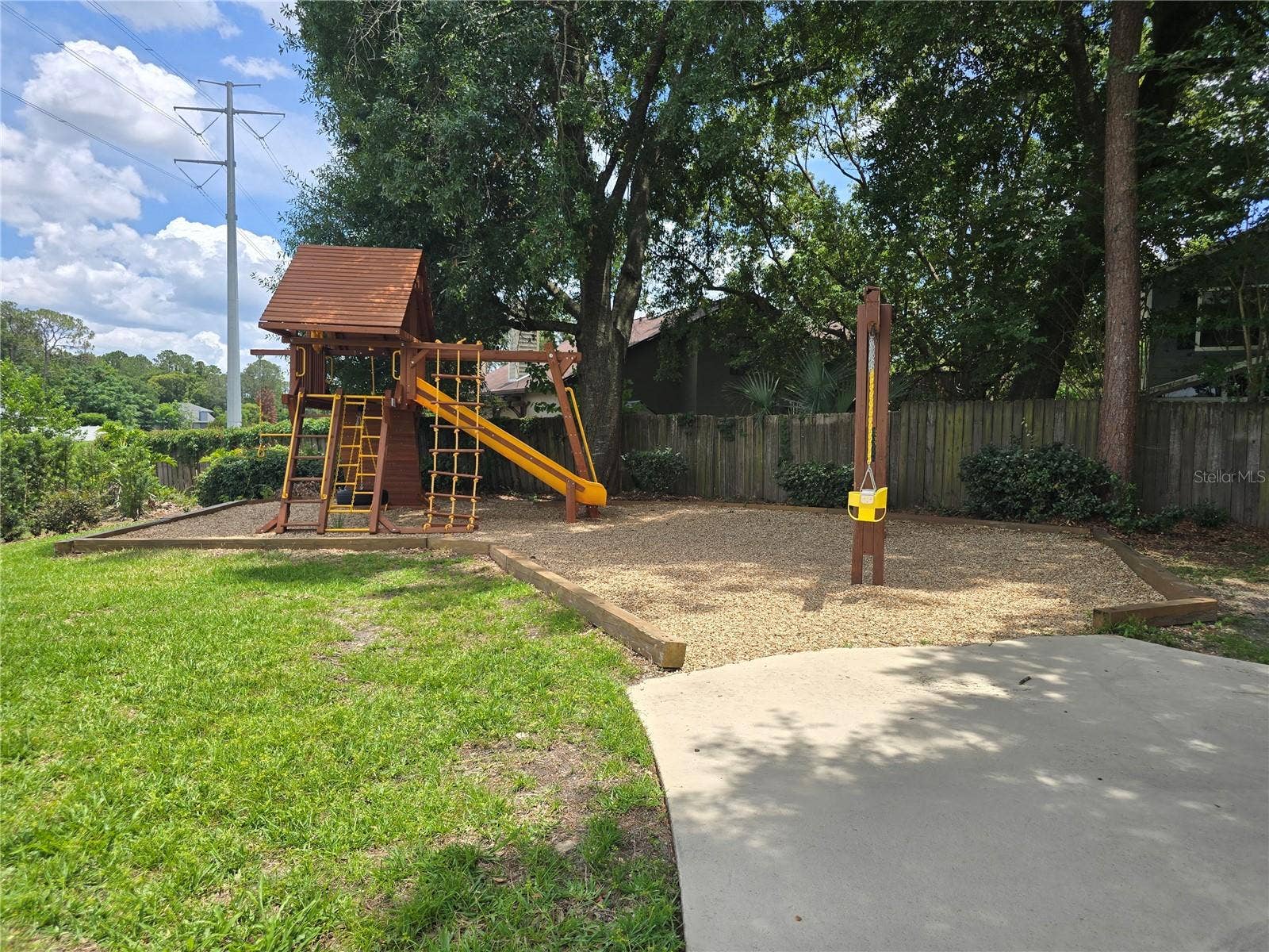 8433 COMMANDER COVE, Winter Park, FL 32792 Play Ground view 2