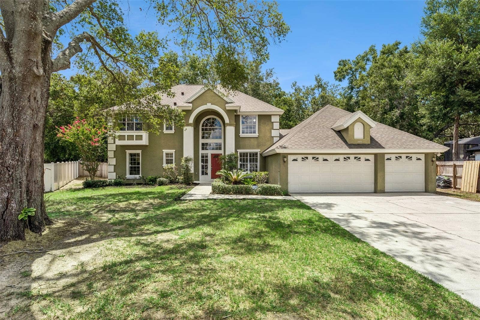 3601 BREEDERS CUP COURT, Gotha, FL 34734 Incredible curb appeal